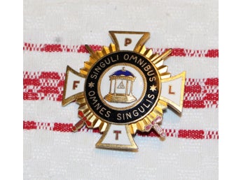 SINGULI OMNIBUS , EMALJERAD ORDEN. TEMPEL RIDDARE ORDEN