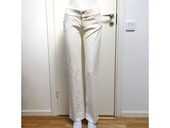 Zara Basic vintage corduroy cream coloured bootcut pants EU 38 - Made in Spain