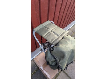 Ryggsäck med integrerad stol