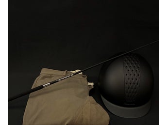 Ridpaket med stil – Fleck ridspö 110 cm, Roping ridbyxor & Fouganza hjälm