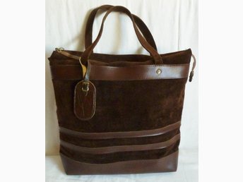 Retro KasseBagVäska Mockaskinn med detaljer av galon Retro KasseBagVäska Mockaskinn med detaljer av galon