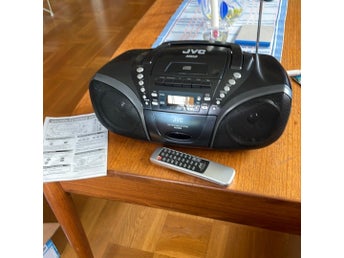 JVC CD bärbart system RC-EZ55B med MP3-uppspelning och fjärrkontroll