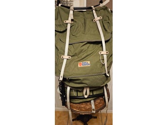 Fjällräven vandringsryggsäck med ram, grön