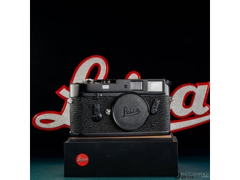 Leica M4 Black Paint SNR: 1207345 i Samlarskick