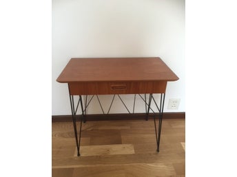Vintage Nattduksbord i Teak/String - 50/60-tal