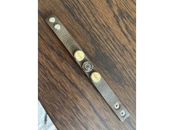Endra läderarmband