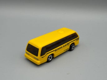 Hot Wheels Blackwall 1981 School Bus Tinted Windows
