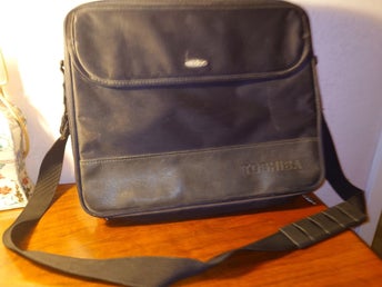 Toshiba Tech Air Laptopväska data väska vintage retro gammal cool