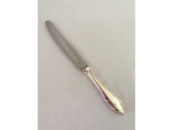 Märta Matkniv Nysilver. Tydliga stämplar. 25cm.Oanvänt fr äldre guldsmedslager.