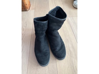 Valentino Garavani Stövlar i svart, EUR 40