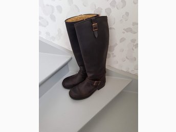höga boots med dragkedja