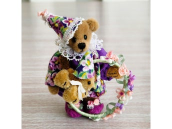 World of Miniature Bears Hoopla 2001 Dog Rose Hoop 8 cm Bear