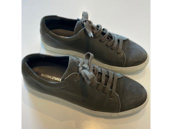 National Standard Sneakers Grön 42”