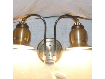 Dubbel retro sänglampa/vägglampa Dahlquist & Johansson, mässing