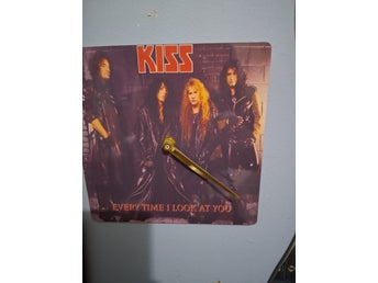 Kiss väggklocka