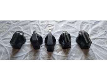Knobs chicken Head
