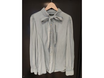 Ralph Lauren Chambray Tie-Neck blouse