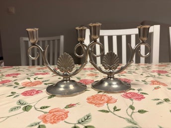 Ett par ljusstakar tenn FAK Kronsilver K8 1936 Art Deco funkis