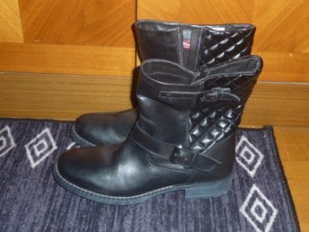 Nya svarta skor boots i storlek 40 , Tamaris , vintersko Nya svarta skor boots i storlek 40 , Tamaris , vintersko