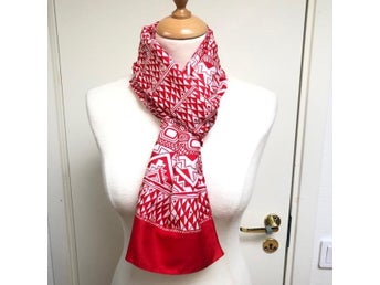 Vintage ladies red & white abstract patterned neck scarf