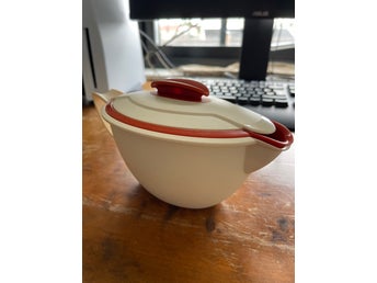 Tupperware kanna beige