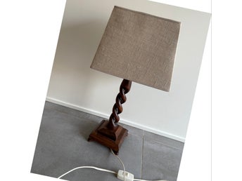 Bordslampa lampa i trä svarvad spiralvriden barely twist retro vintage 53cm