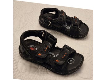 Speed Max Svarta Sandaler Storlek 33