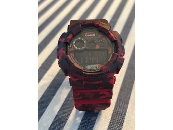 Casio G-Shock Illuminator Röd Kamouflage Herrklocka