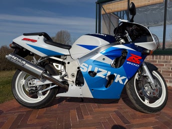 Suzuki GSX-R600 1998 (750 motor)