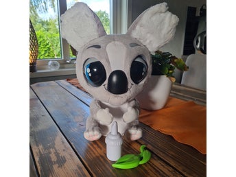 Interaktiv koala från FurReal