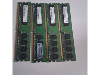 8 st 512MB PC2-5300U DDR2 RAM-minnen