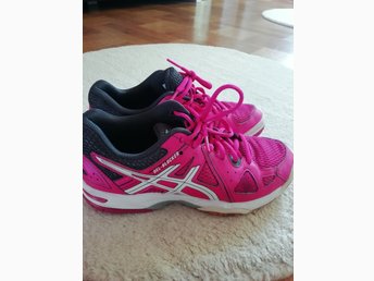 asics gel blocker