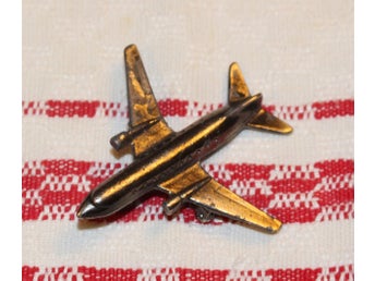 ÄLDRE BROSCH FLYGPLAN