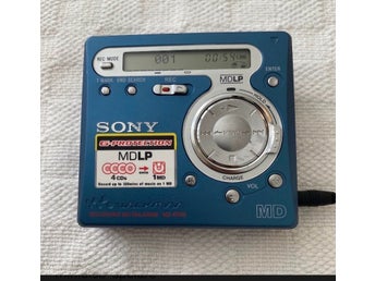 Portable MiniDisc Recorder MZ-R700