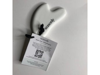 Seasonly Gua Sha