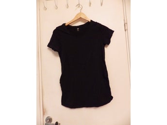 Mamma T-Shirt i svart, med kort ärm, stl. S, MAMA H&M
