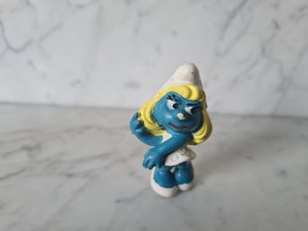 Smurf/ Peyo/ Bully/ Vintage - Smurfette