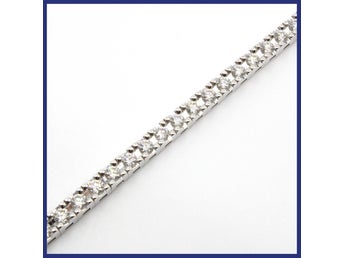 Tennisarmband, 18K vitguld, naturliga briljantslipade diamanter (2,36ctv, 18cm)