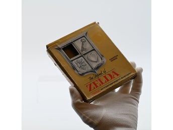 The Legend of Zelda Box Omärkt till NES