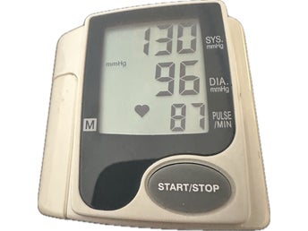 Digital Blodtrycksmätare för handled HL168C Blood Pressure Monitor Wrist