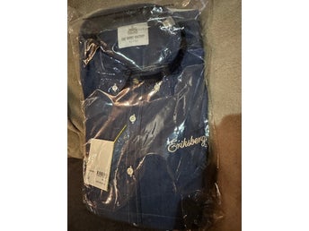 Jeansskjorta, slim fit, mörkblå,stl 42,ny med Eriksberg logga,The Shirt Factory.