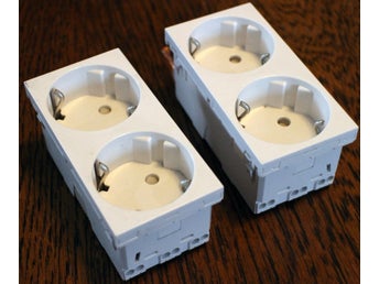 2-pack Schneider Electric Unica NU306618 vägguttag 2-vägs - begagnade
