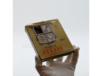 The Legend of Zelda Box Omärkt till NES