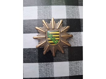 BRD, Mützenabzeichen Polizei Sachsen.