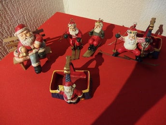Juldekorationer - 3 st Tomtar på skidsemester, tomte och 2 st korgar jul advent