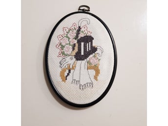 Broderad tavla. Hantverk. Inredning