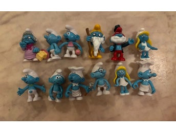 Samling med 12 Smurf-figurer