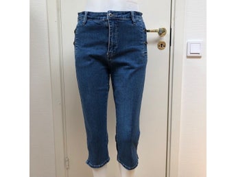 Isolde ladies slim fit denim summer capri jeans size EU 38