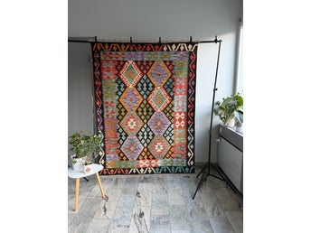 Handvävd Ull kelimmatta 170 x 128 cm