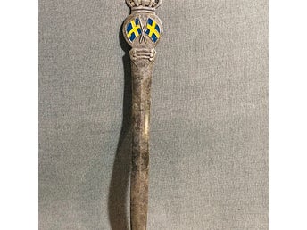 Brevkniv Nationalromantik Krona Svenska Flaggor 1920-30 talet
